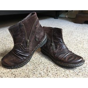 Earth Brand Women's Leather Booties, size 5.5